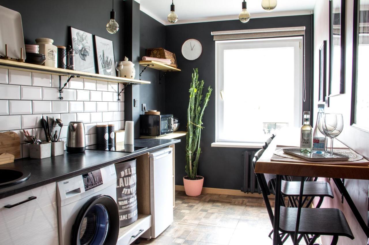 Southwest Seashore Apartment Liepāja Buitenkant foto